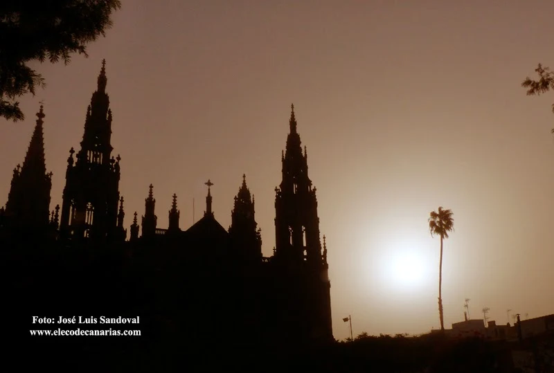 fotos calima Gran Canaria 10 diciembre 2015