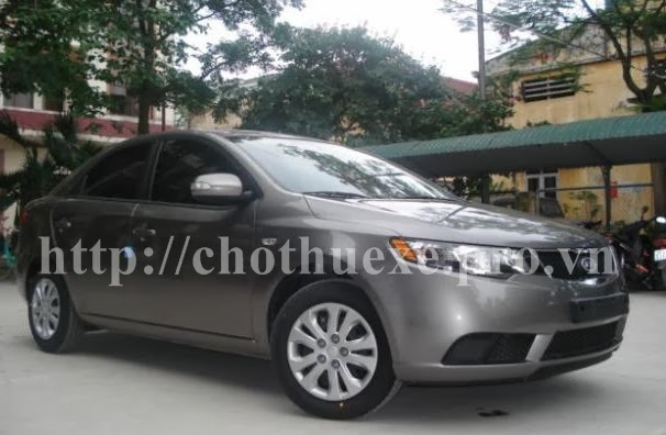 Cho thuê xe 4 chỗ Kia Forte