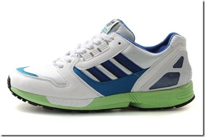 15 adidas ZX 8000