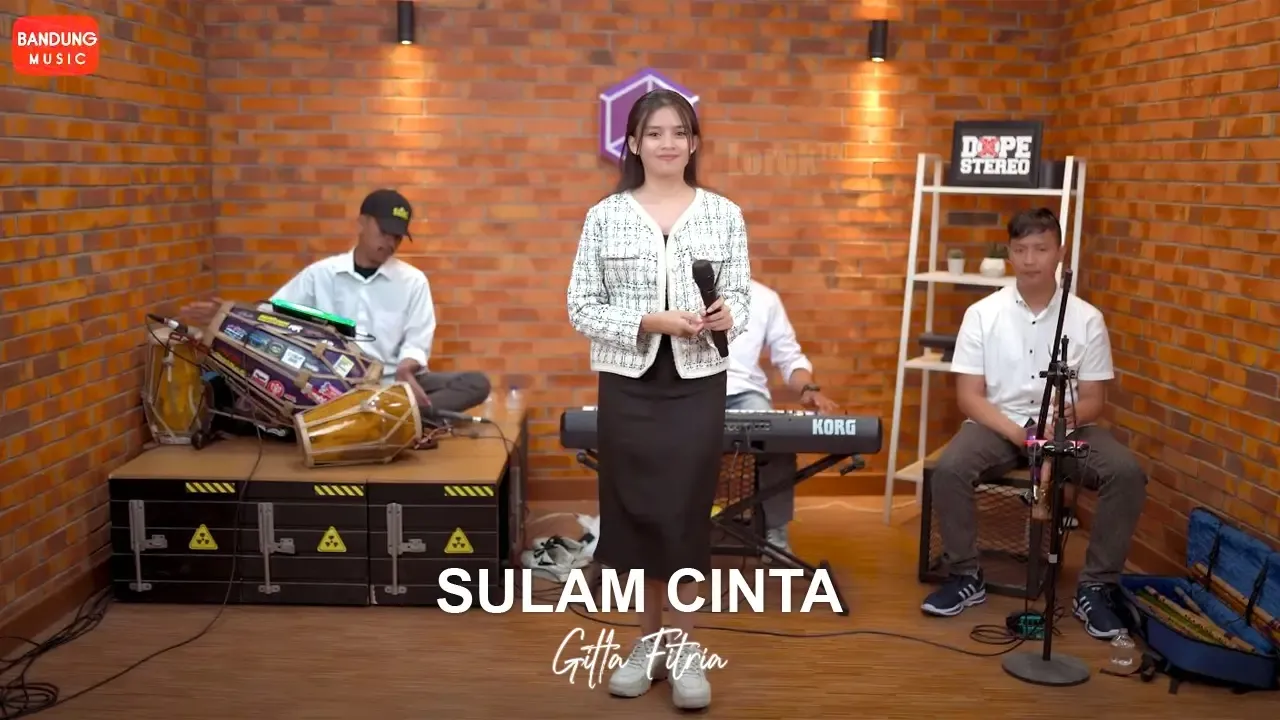 Sulam Cinta - Gitta Fitria