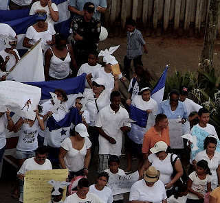 Utila, Honduras peace parade