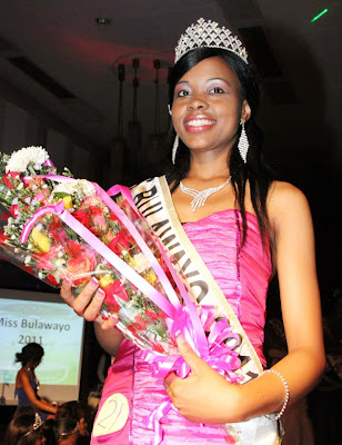 Bongani Dlakama was crowned Miss Zimbabwe 2012