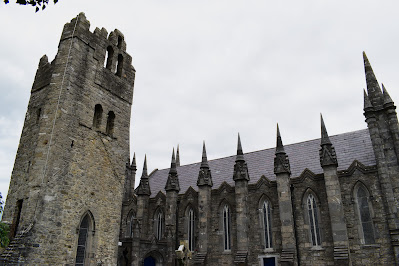 Moll Rooney's - Saint Maelruains, Tallaght
