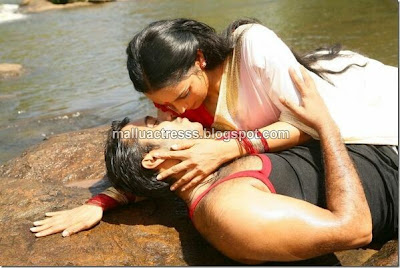 Kayam movie hot stills