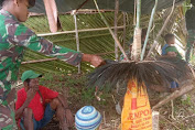   Pelajari Kebudayaan Daerah, Satgas Yonif 126/KC Dampingi Warga Membuat Topi Khas Adat Papua