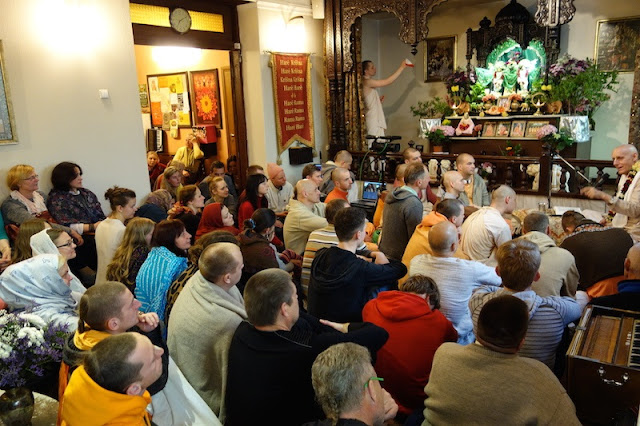 Sankarshan Das Adhikari Arrival Lecture--Kaunas, Lithuania 2