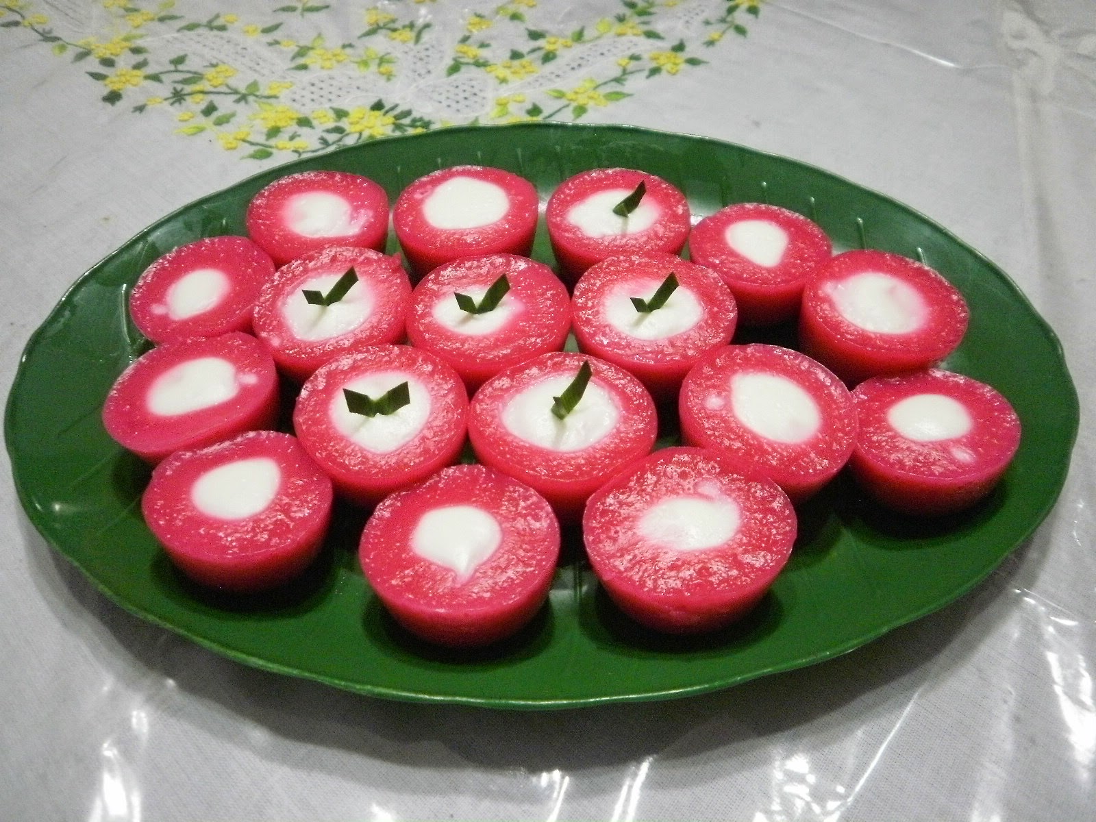 Zara ♥ Baking: KUIH NONA MANIS