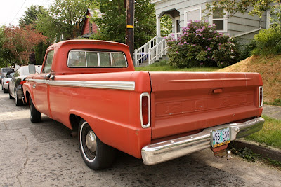 1966 Ford F-150 Custom.