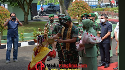 Kunker Ke Kodim 0424/Tanggamus, Danrem 043/Gatam Berikan Beberapa Pengarahan