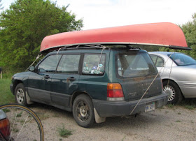 canoe on car