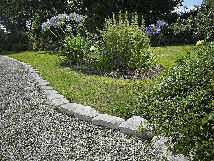 Stone Garden Edging and Borders