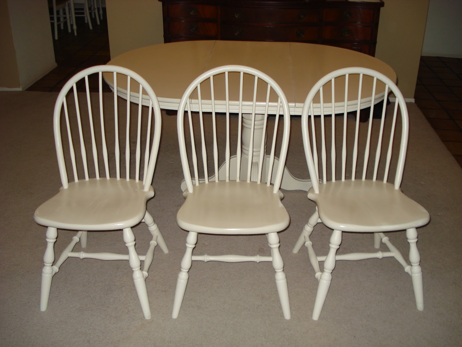 Paula's Projects: White kitchen table set repainted