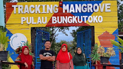 Tracking Mangrove Pulau Bungkutoko, Kota Kendari, Hutan Mangrove, Wisata Kendari, Wisata Sulawesi Tenggara, Hutan Bakau