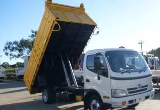 truk dump  Hino 300 Series 616