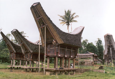 Unique and Amazing Houses From Around the World Photos