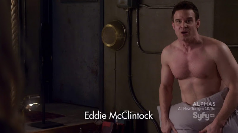 Eddie McClintock Shirtless in Warehouse 13 s3e03