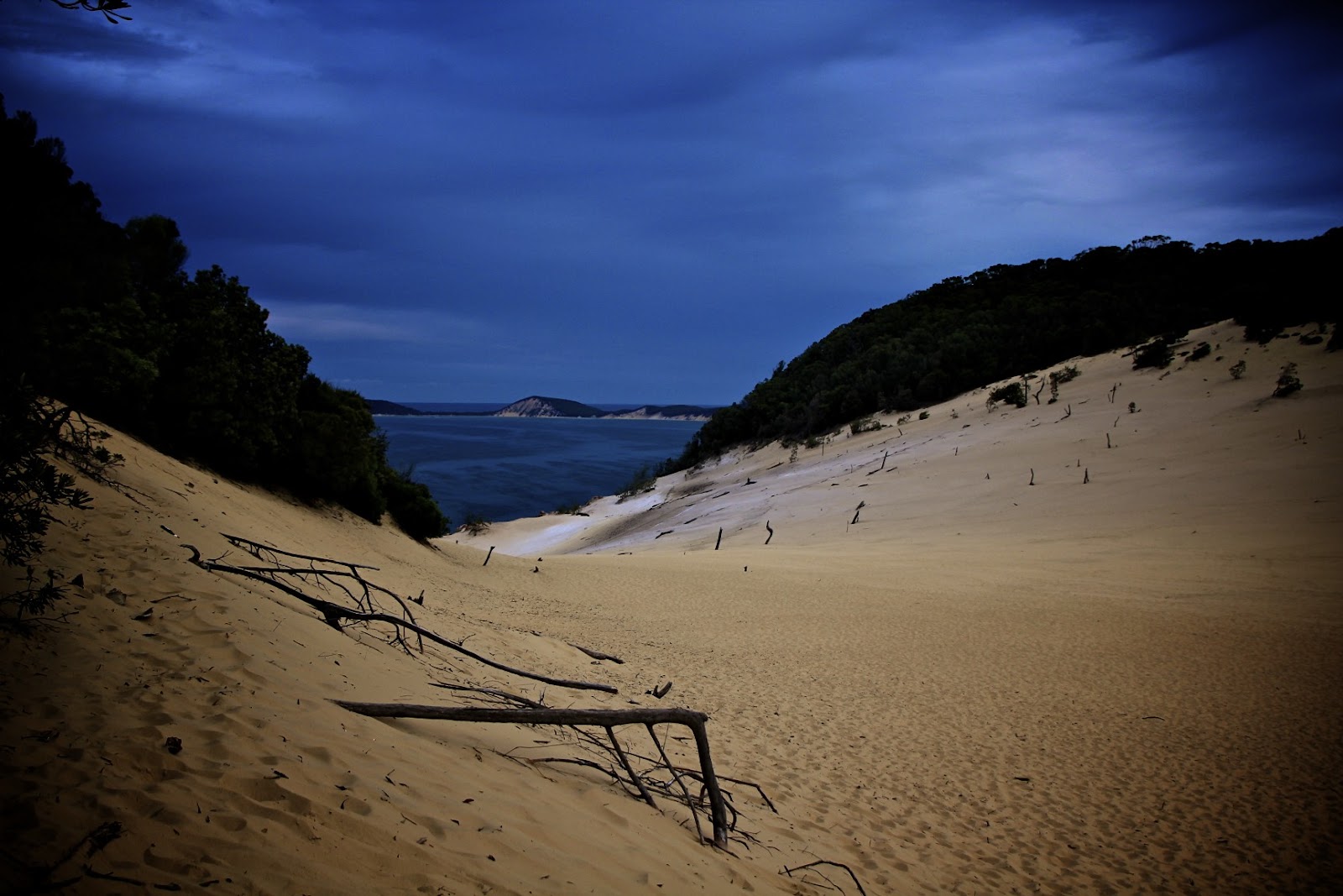OZ - Rainbow Beach 001.jpg