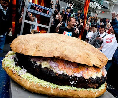 Ted Reader's Giant Hamburger