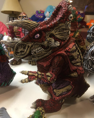 Designer Con 2016 Exclusive “Red Dead” Dieceratops 1-Off Custom Vinyl Figure by James Groman