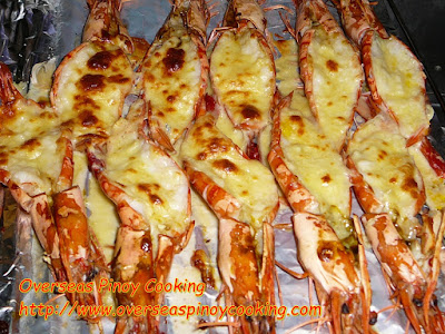 Pinoy Baked Prawns with Garlic and Cheese - Cooking Procedure