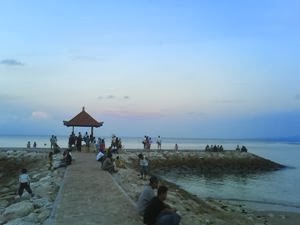 Berwisata di Pantai Sanur Bali