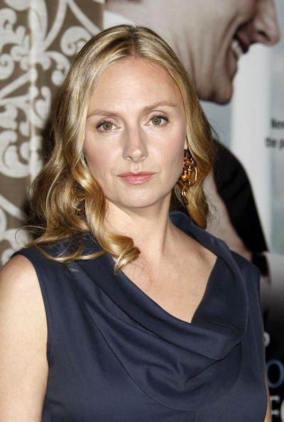 Hope Davis Profile pictures, Dp Images, Display pics collection for whatsapp, Facebook, Instagram, Pinterest, Hi5.