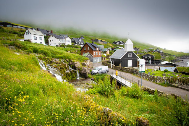 Bøur-Chiesa-Church-Kirkja