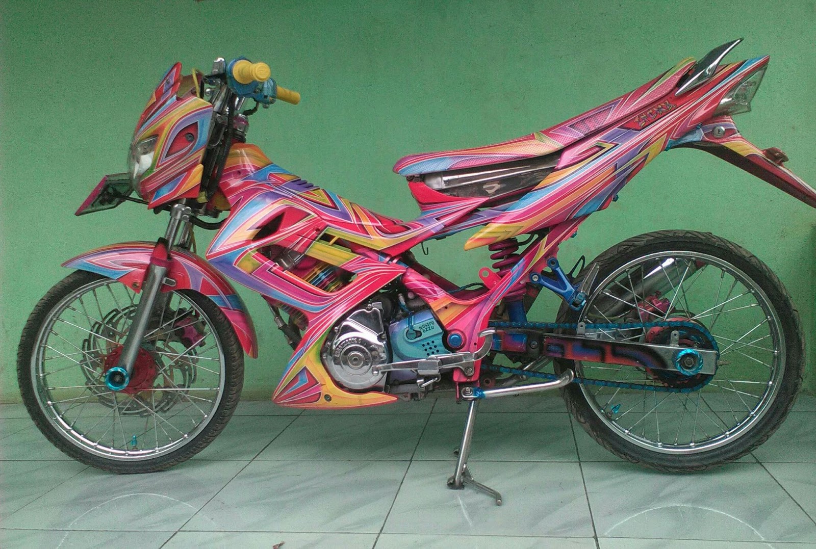 Modifikasi Airbrush Satria Fu Full Chrome Racing Look Full Chrome