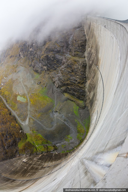 Mauvoisin Dam