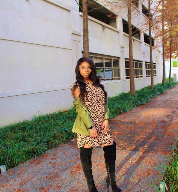 styleguruzak_leopard_print_and_olive_green_hoodie_jacket_outfit