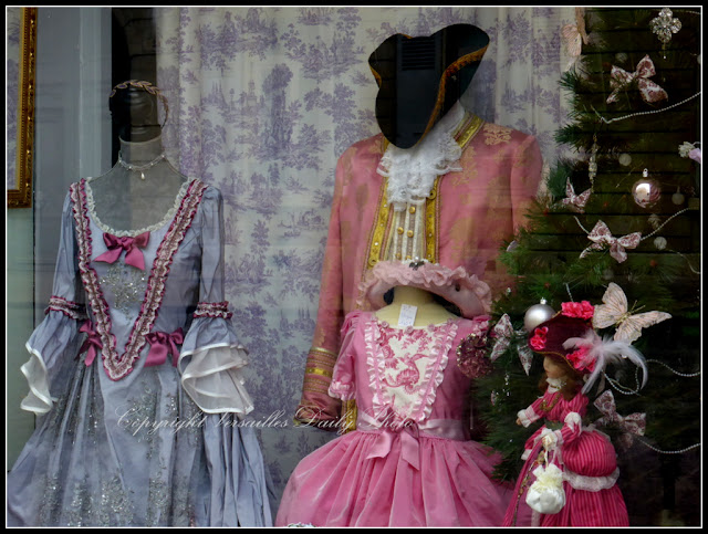 Costumes et Châteaux Versailles