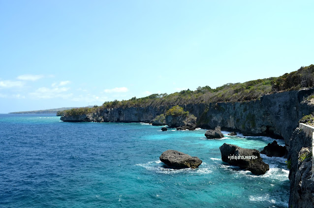 Tebing Pantai Apparalang Bulukumba