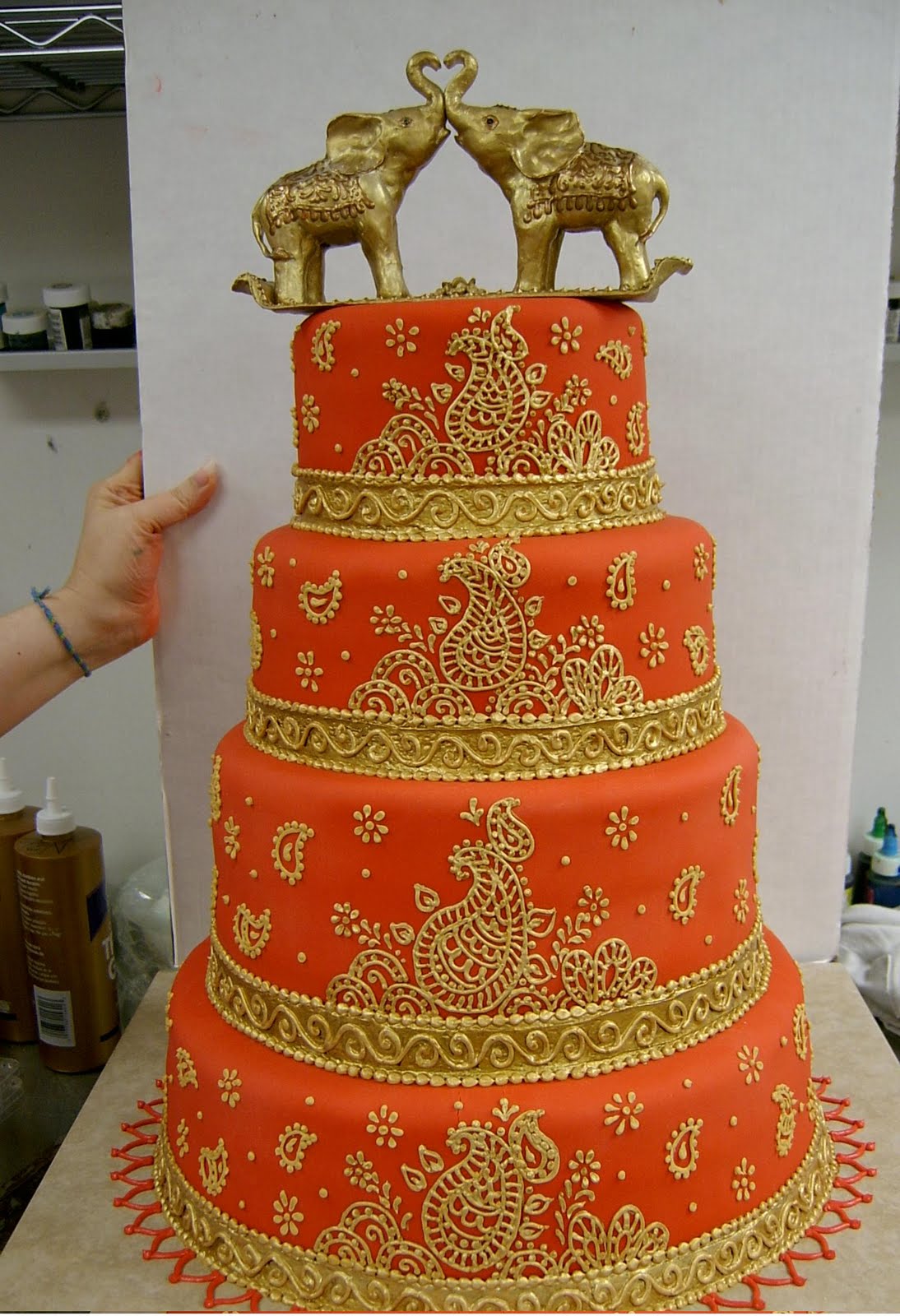  Indian Wedding Cake Decorated With Mahndi And Elephants 