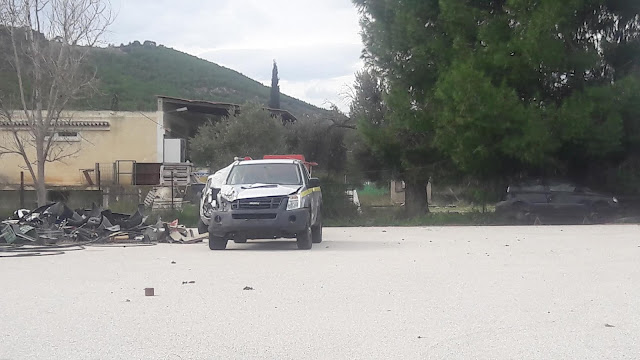 Παρατημένο με ζημιά όχημα του Δήμου Ερμιονίδας