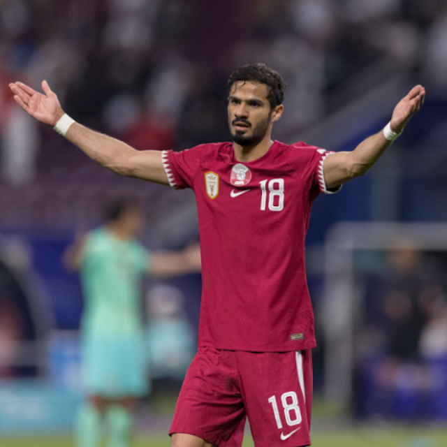 سلطان حسين البريك لاعب المنتخب القطري  (رقم 18)