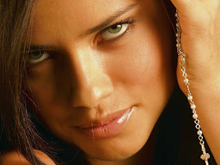 Free non watermarked wallpapers of Adriana Lima at Fullwalls.blogspot.com