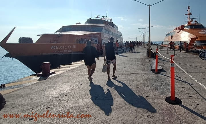 Ferry a Cozumel