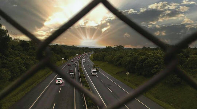 Foto Oleh @maansic DI Cigelam (Tol Cipularang KM 72).