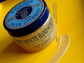 L'Occitane The Secret To Beautiful hands 15% Shea Oil One Minute Hand Scrub