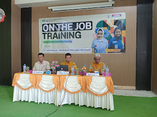 Kegiatan OJT (On The Job Training) PT. KAWUNG Dan PT. INDOMARCO PRISTAMA di SMK Ma'arif NU Benjeng
