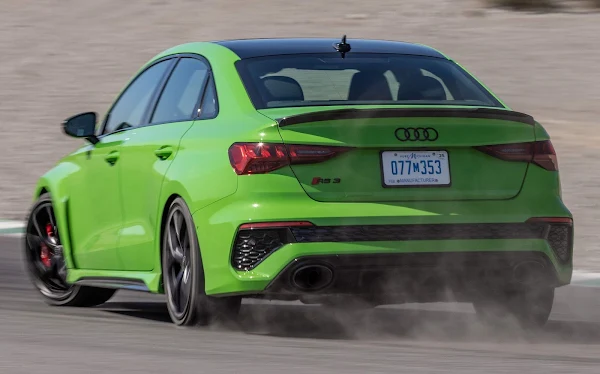 Audi RS3 Sedan retorna aos EUA com preço de US$ 58.900