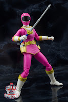 Lightning Collection Mighty Morphin Pink Ranger & Zeo Pink Ranger 73