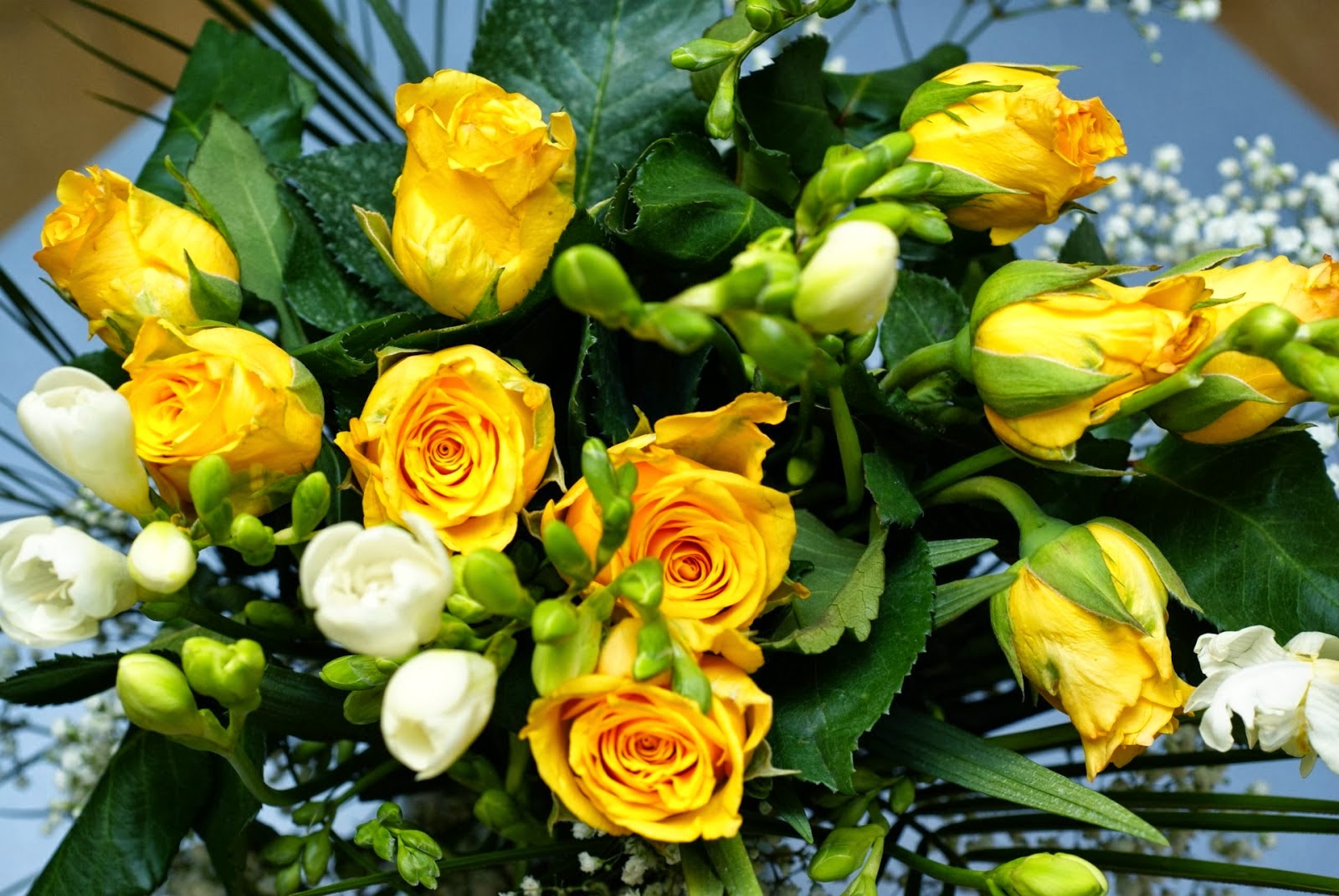 yellow roses bouquet flower