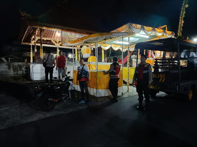 Guna Cegah Gangguan Kamtibmas Polsek Bebandem Gelar Blue Light Patrol demi Terjaganya Harkamtibmas.