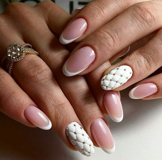 French Nail Art