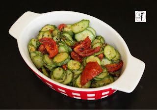 zucchine-e-pomodori-in-friggitrice-ad-aria-vegan-contorno-estivo