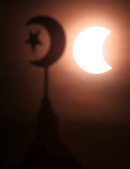 Solar-eclipse-in-Manila-011510.rkCpgSL9MLiT.jpg