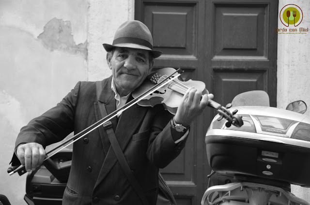Violinista en Roma, Italia violinista en roma italia