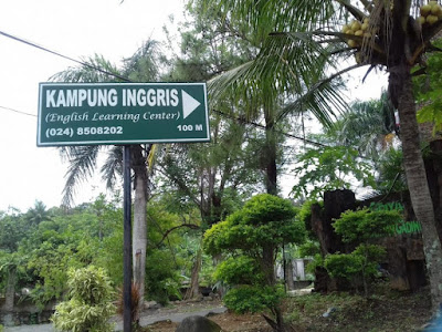 Kampung Inggris.