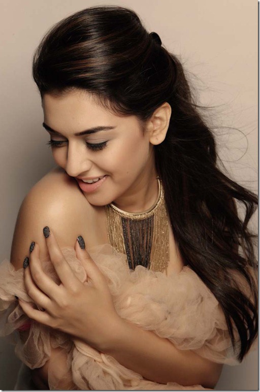 Hansika Motwani Latest Hot Photoshoot Photos, Hansika Hot Navel Cleavage Stills